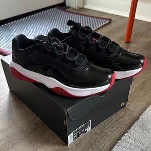 *NEW* Air Jordan 11 CMFT Low